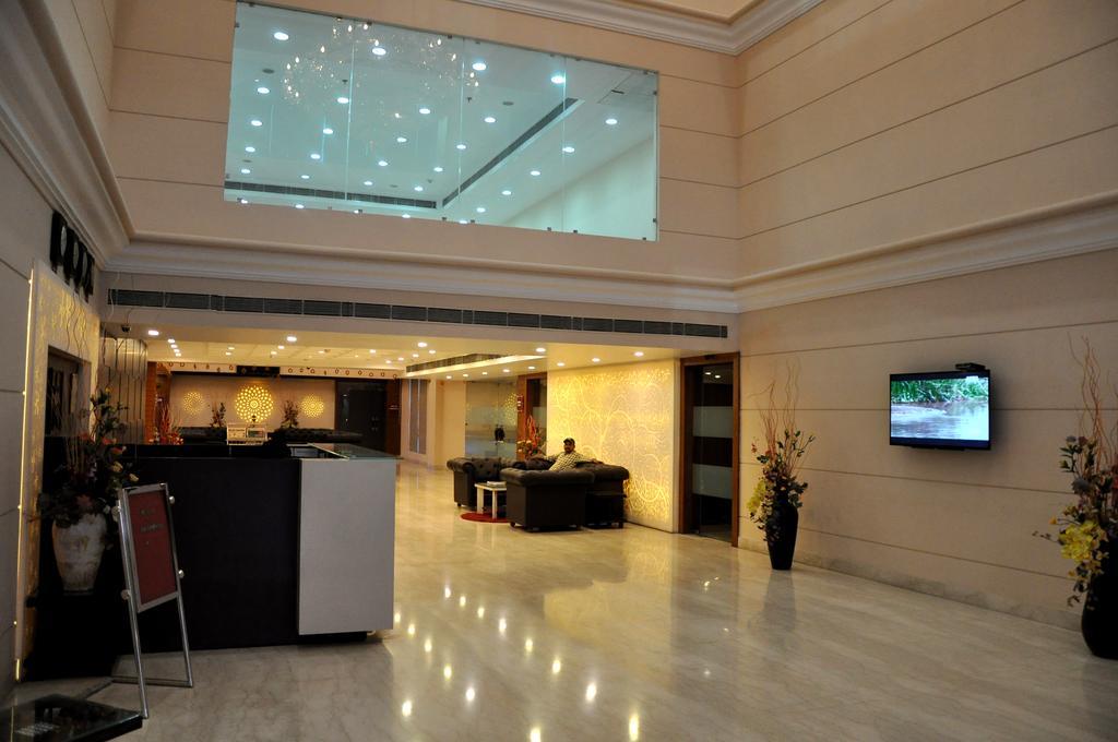 Hotel Jsr Continental Dehradun Ngoại thất bức ảnh