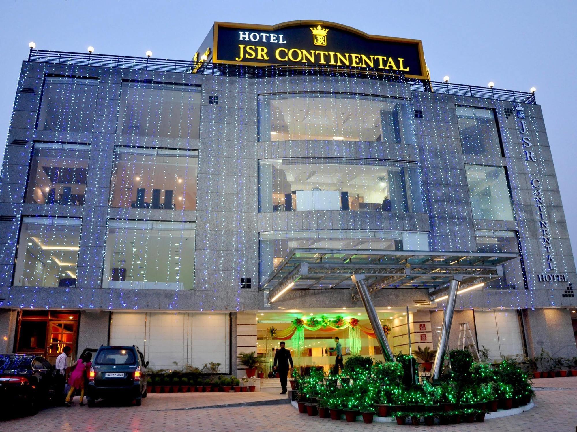 Hotel Jsr Continental Dehradun Ngoại thất bức ảnh