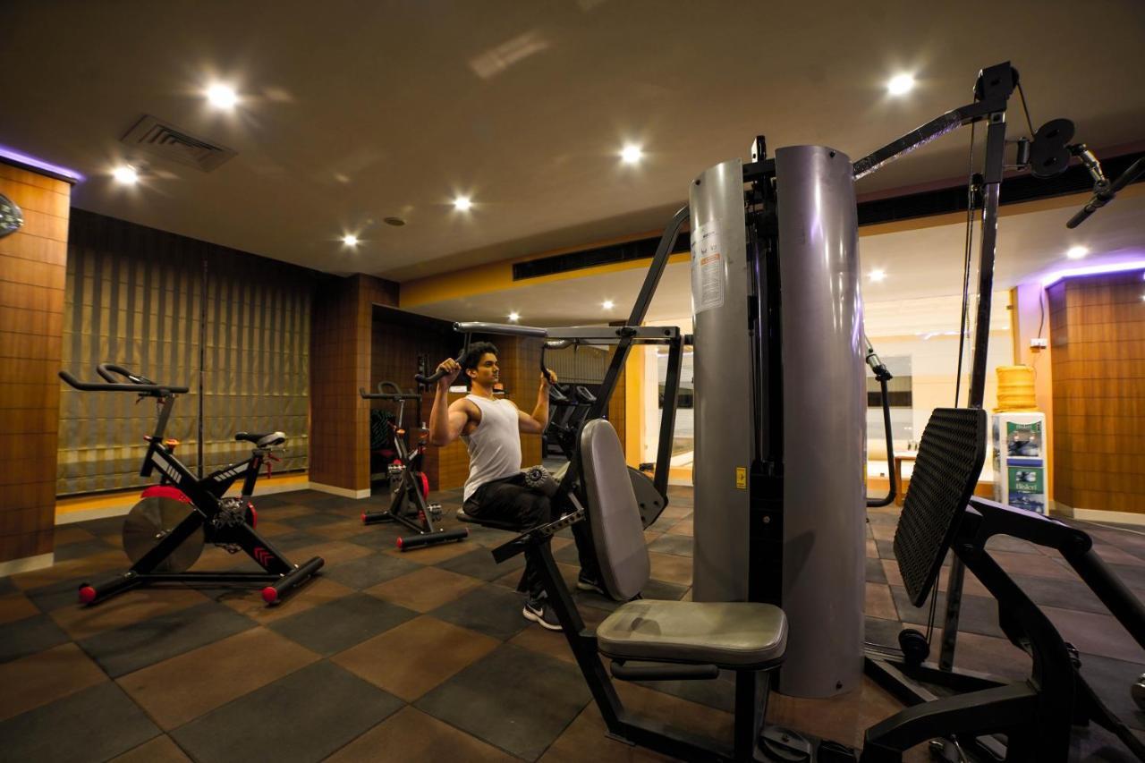 Hotel Jsr Continental Dehradun Ngoại thất bức ảnh